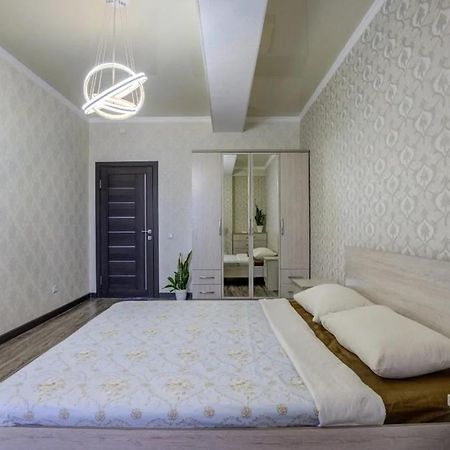 Apartments For Rent Bishkek Esterno foto